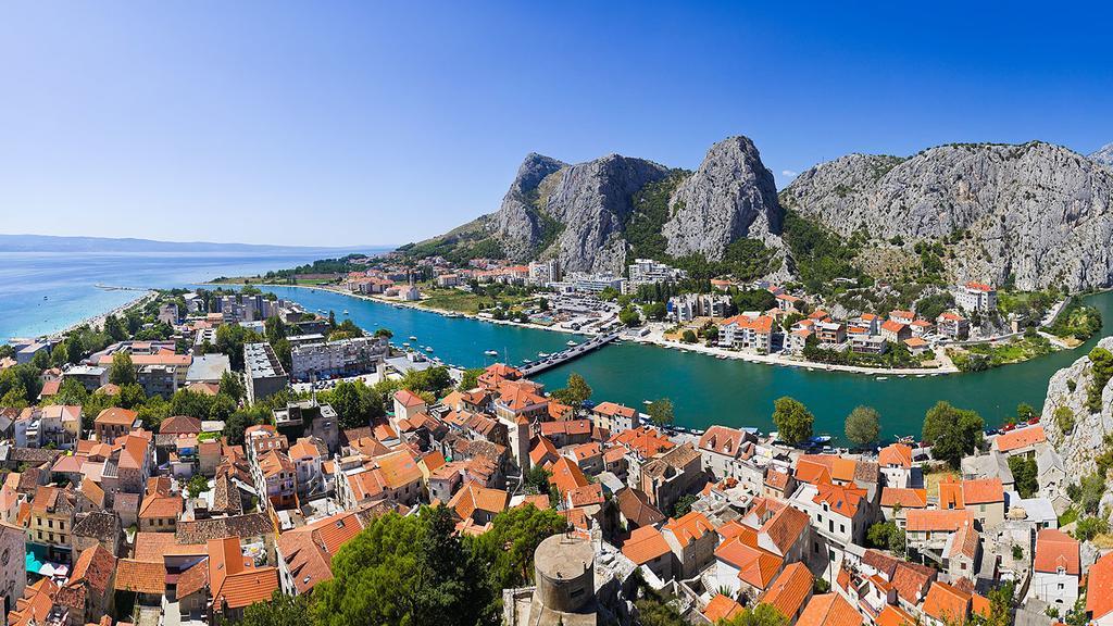 Apartments Ivana I Darko Omis Exterior photo