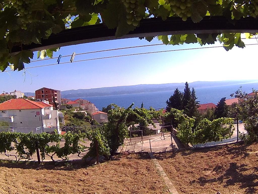 Apartments Ivana I Darko Omis Exterior photo