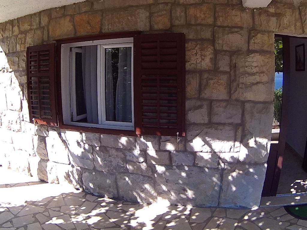 Apartments Ivana I Darko Omis Exterior photo