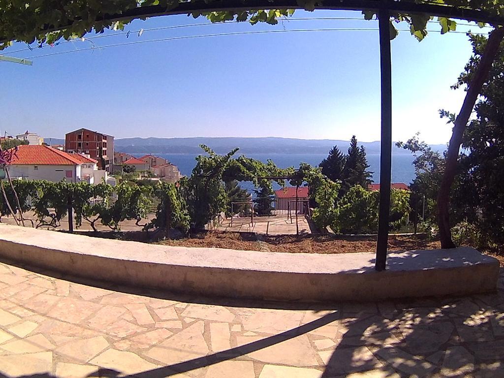 Apartments Ivana I Darko Omis Exterior photo