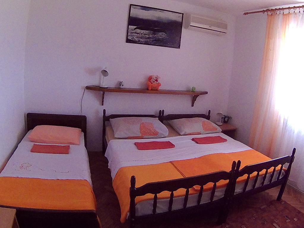 Apartments Ivana I Darko Omis Exterior photo